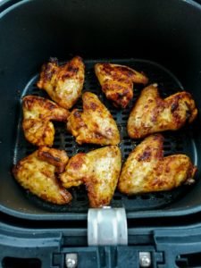 Spicy air fryer chicken wings recipe
